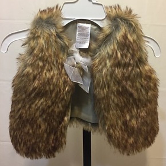 Cutie Pie Faux Fur Brown Sleeveless Button Vest Baby Girl size 12 months - Picture 5 of 6
